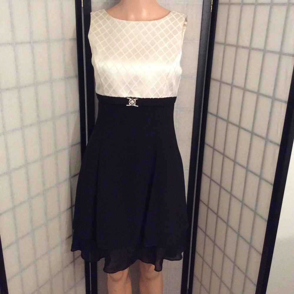 Stunning Vintage Scott McLintock Cocktail Dress - Picture 4 of 8